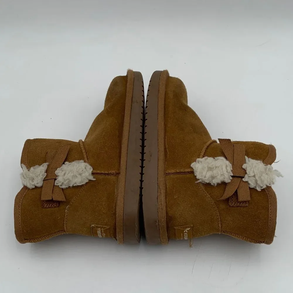 Brown Suede Boots with Bow Accent